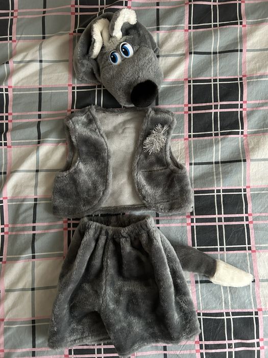 Оренда прокат вовк ведмідь волк медведь костюм новорічний