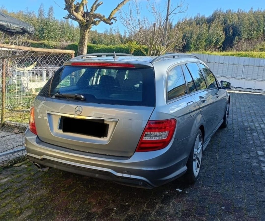 Mercedes AMG familiar e desportivo