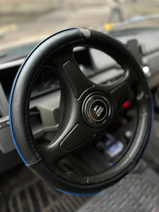 Продажа Славута 1.1 карбюратор ,поставлен електро насос.1999р.