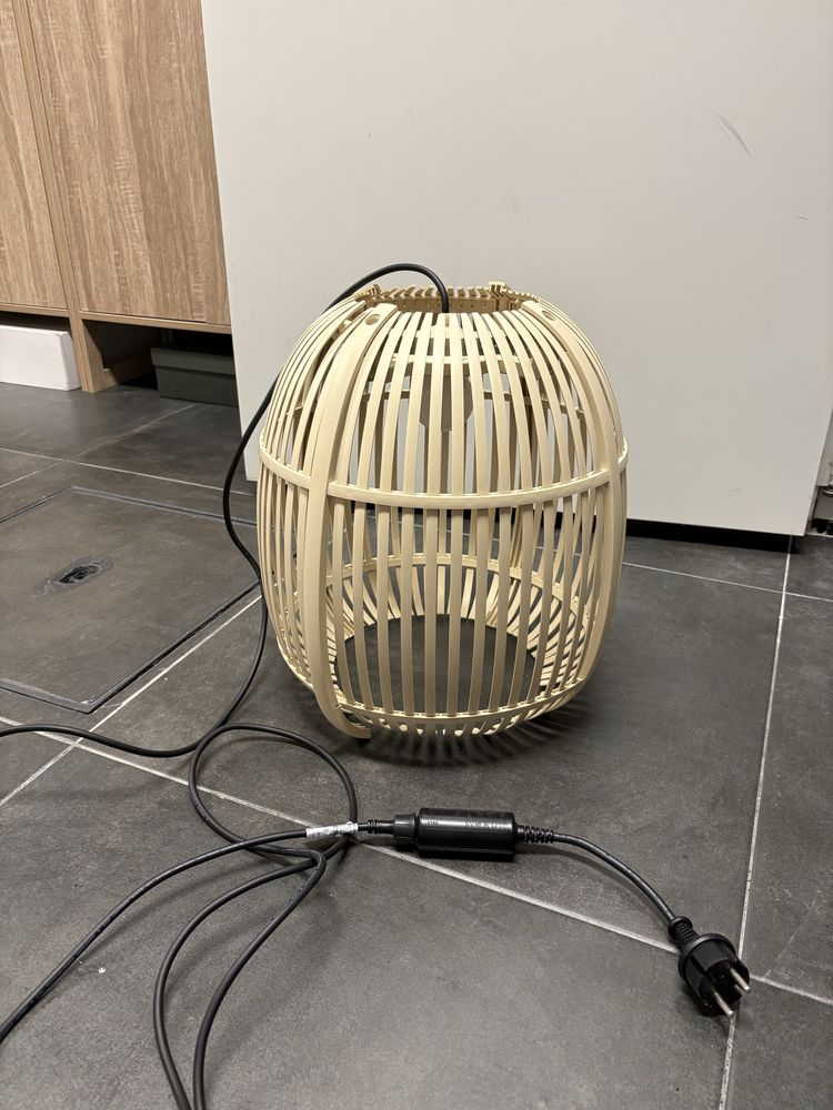 Candeeiro exterior IKEA, sem uso