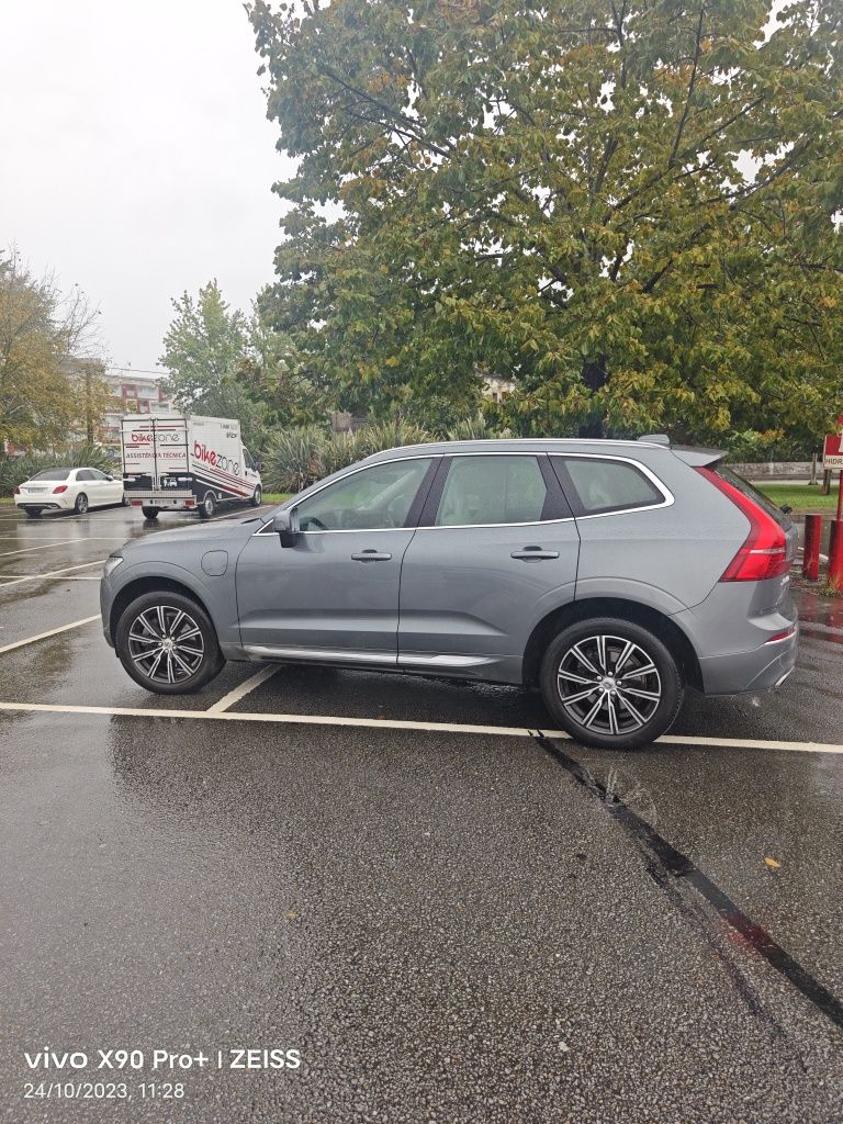 Volvo XC60 T8 400 cv