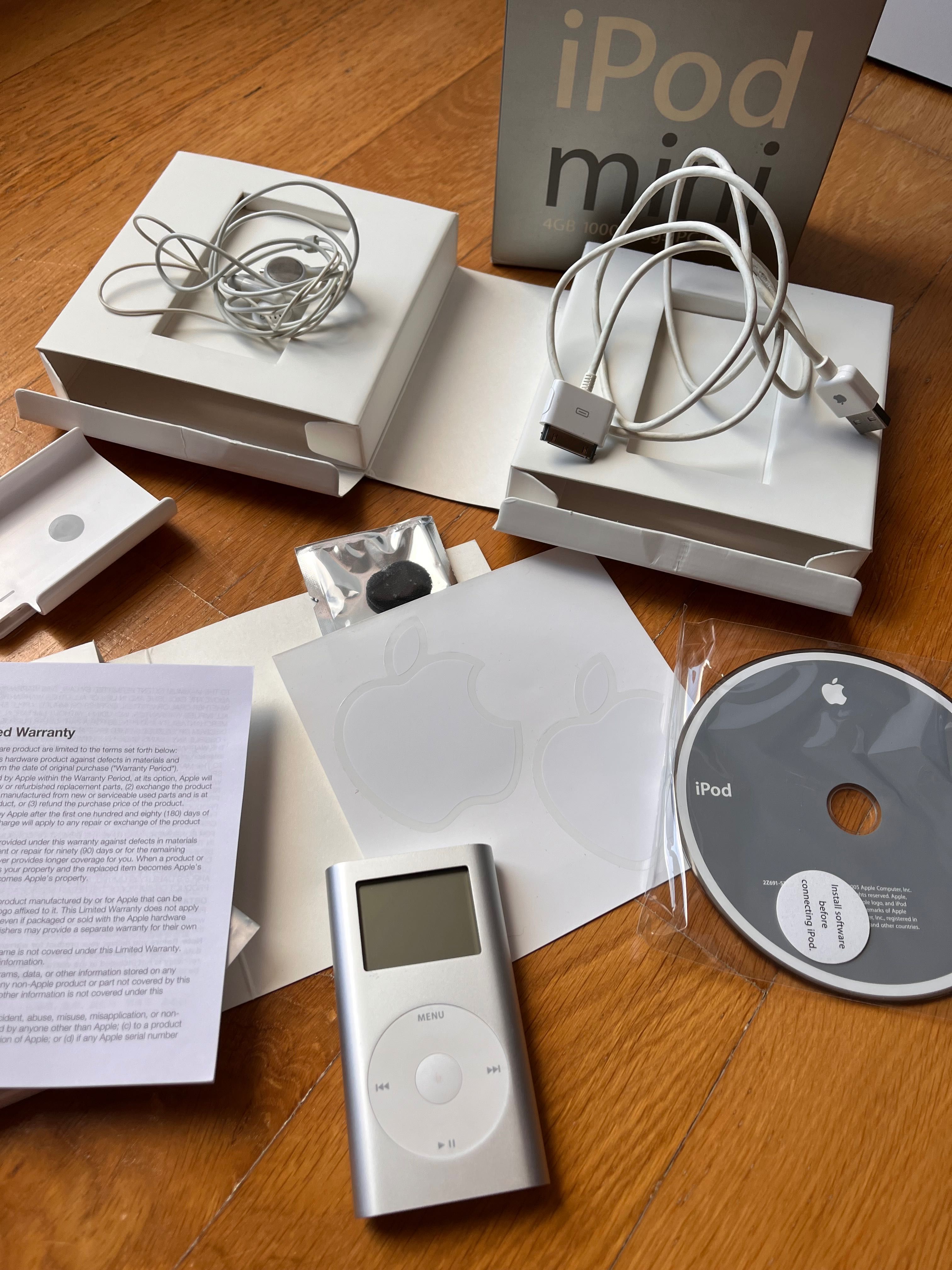 Apple iPod Mini 4GB szary 1000 song PC + Mac
