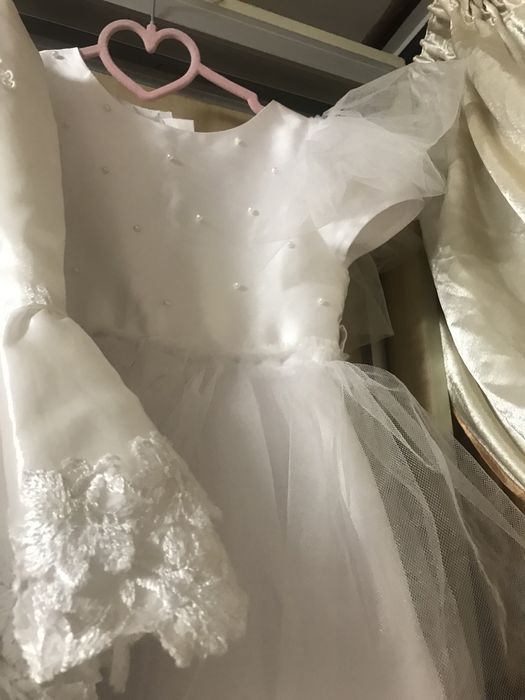 Сукні, повний розпродаж