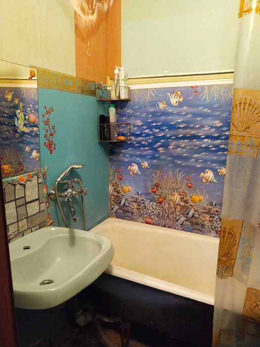 40594 Продається 2 кімнатна квартира по вул Прибузька