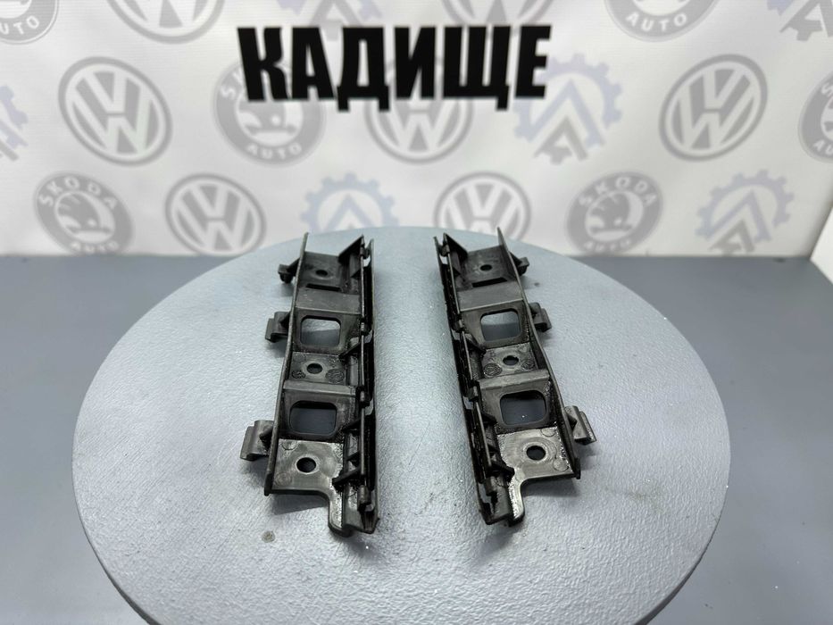 Кронштейн переднього бампера Passat B6 кріплення крила Пассат Б6 пасат