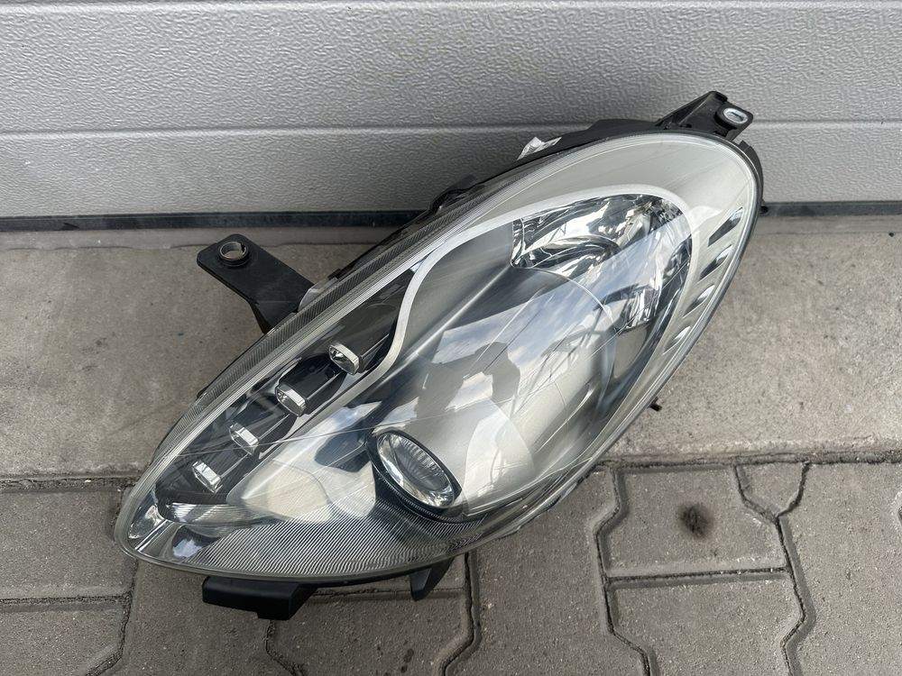Lampa Lewa Soczewka LED Grafitowa Alfa Romeo Giulietta
