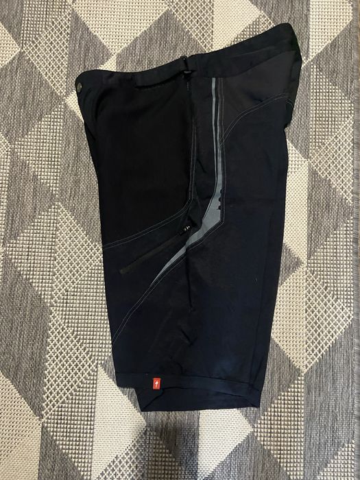Велошорти Specialized