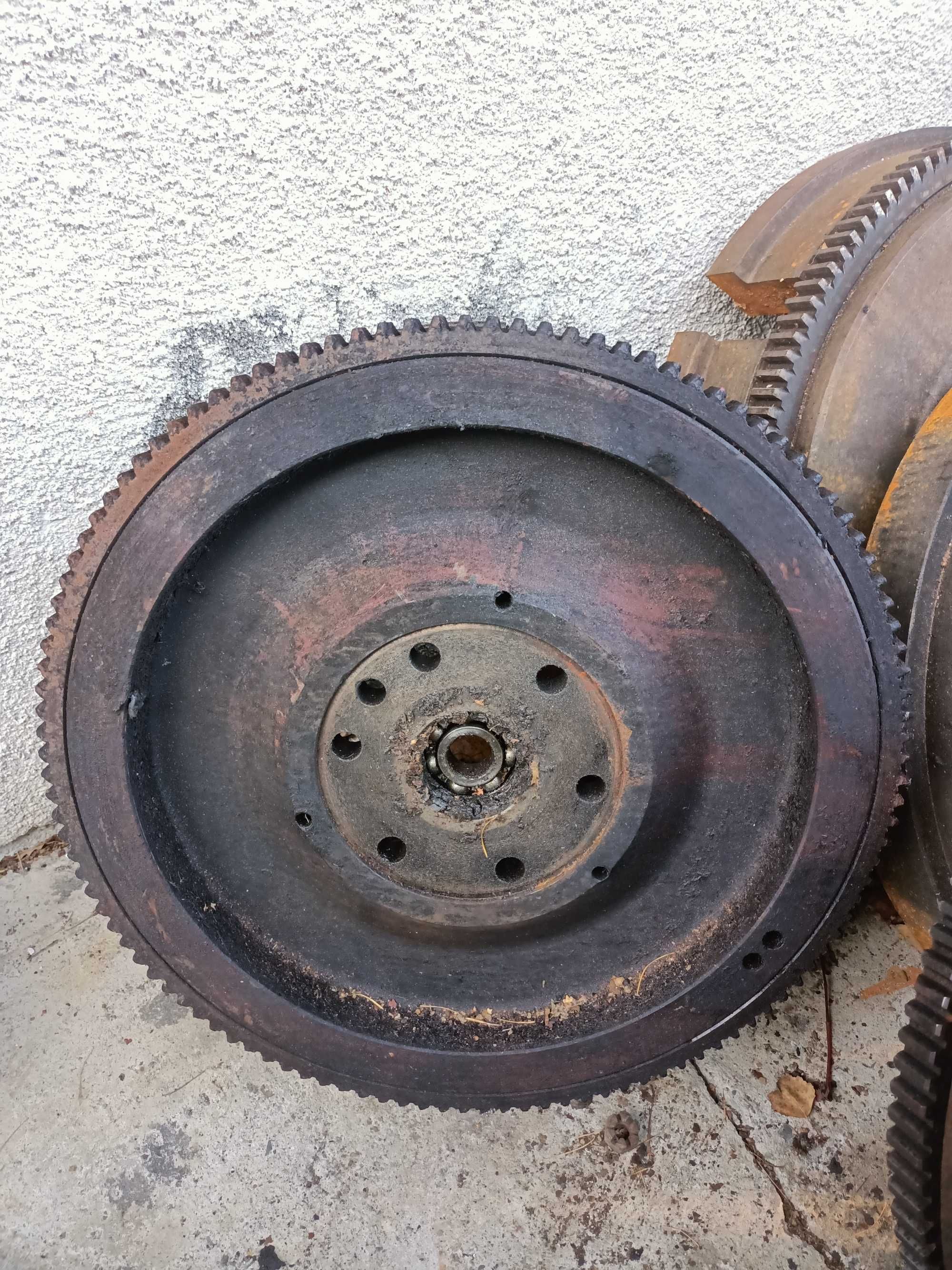 koło zamachowe sprzęgło ursus mf Massey Ferguson 255,3512,2812,235 !!