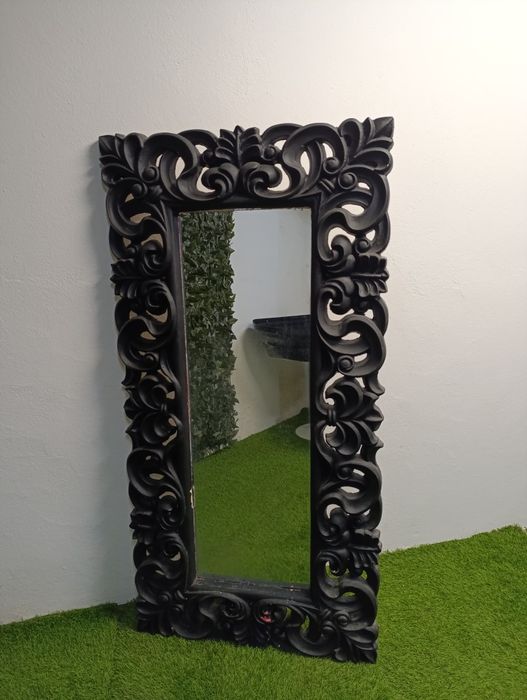 Duże lustro z czarną ramą 177/90cm