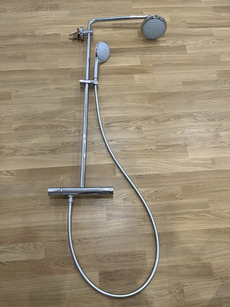 Zestaw prysznicowy Grohe Vitalio ścienny z deszczownicą i baterią