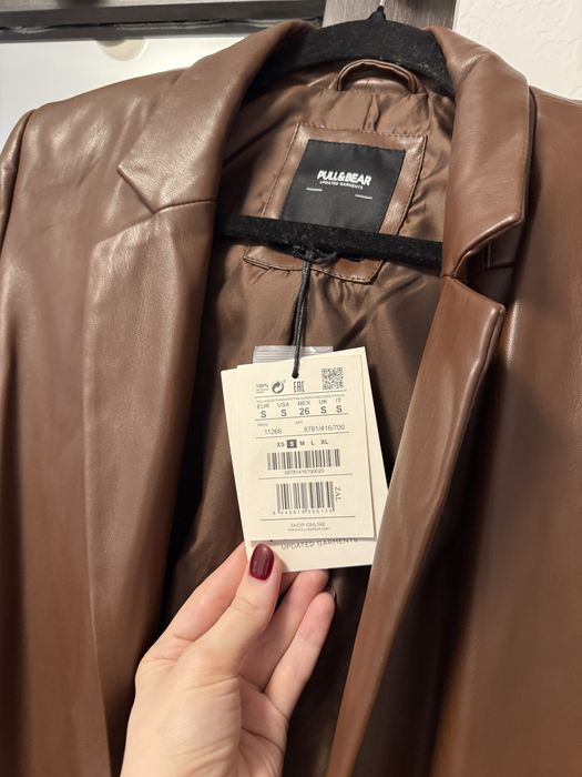 Піджак з екошкіри