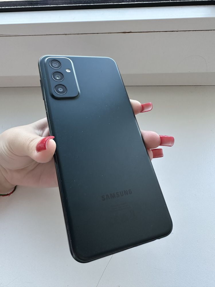 Телефон Samsung M23