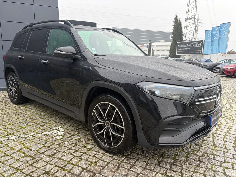 Mercedes-Benz EQB 250 AMG Line