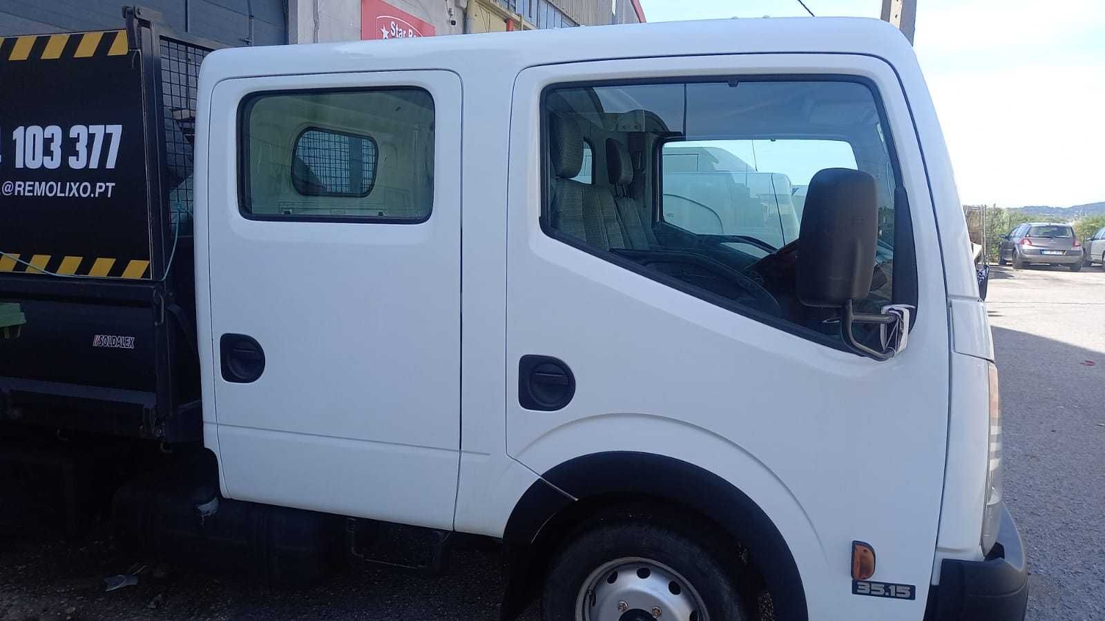 Vendo  NISSAN CABSTAR 2007 ou troca por Renalt Master Longer