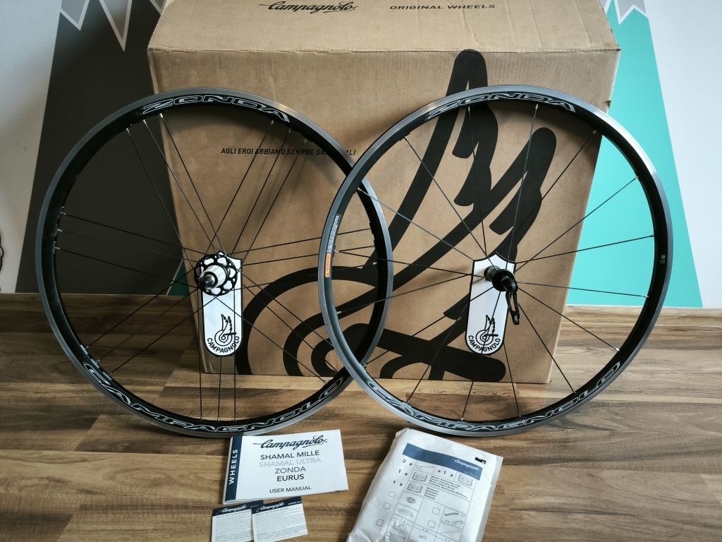 Koła szosowe Campagnolo Zonda C17