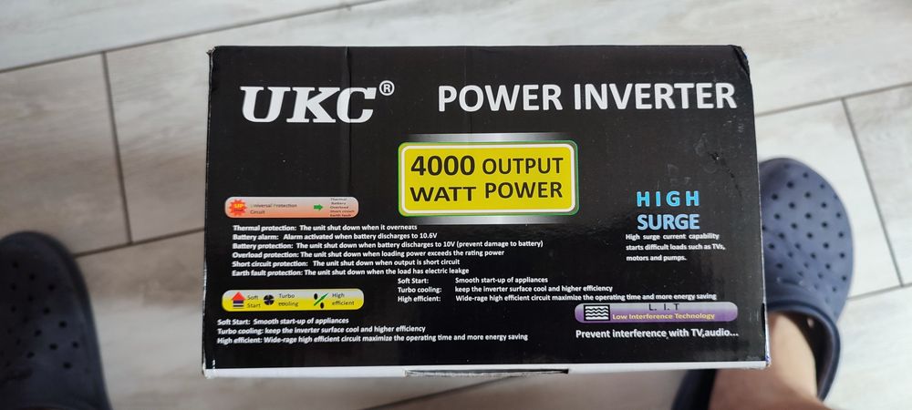 Інвертор Ukc 12-220 4000