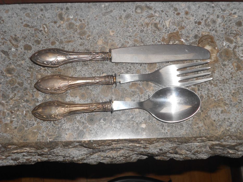 Talheres antigos - conjunto crianca