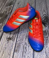 Футбольные cороконожки Adidas для мальчика. размер 39 (24,5 см)