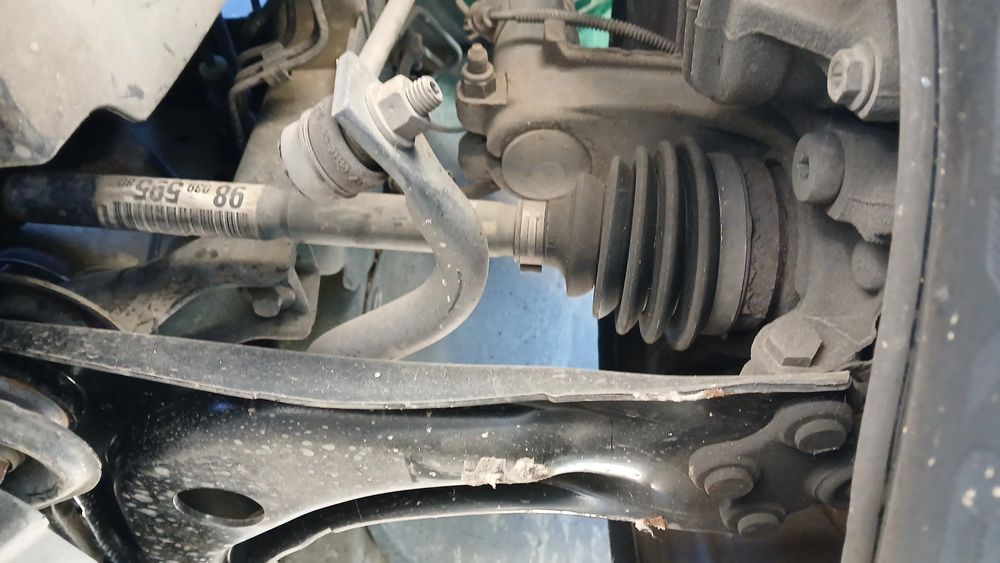 Transmissão frente esquerda PEUGEOT 208