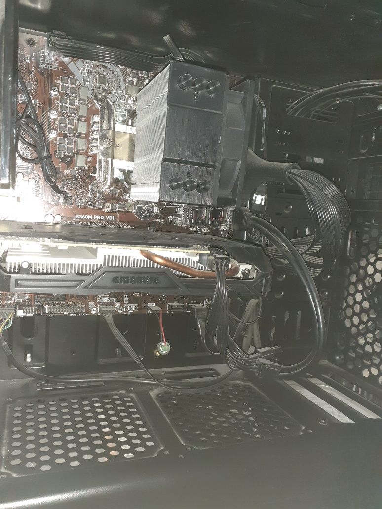 Komputer gtx 1060 6gb i5 8th 16gb RAM