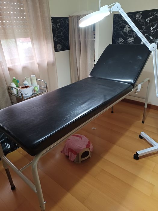 Marquesa para massagem ou médica.