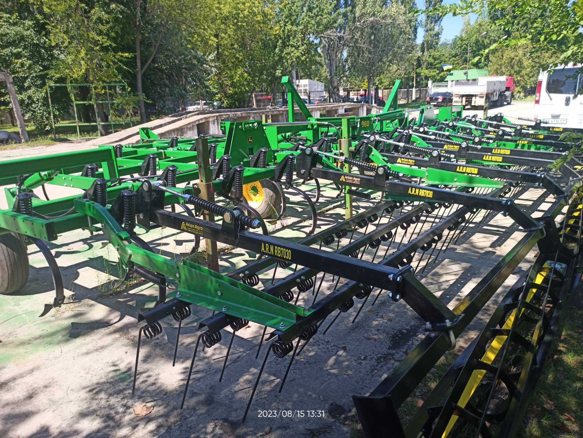 Культиватор JOHN DEERE 960 - 9 метрів