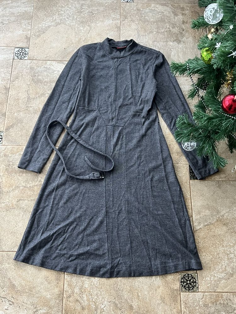 Гарна сукня hugo boss S-M