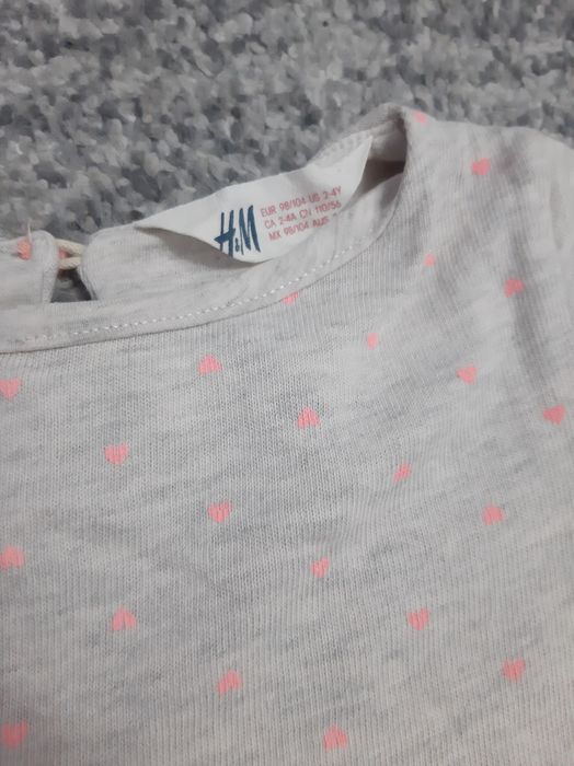 H&M sukienka dziewczęca 3 4 latka rozmiar 98 104 beżowa w serduszka