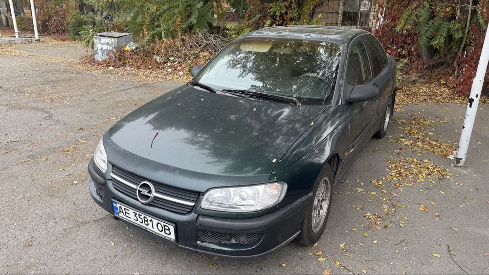 Продам Опель Омега 1997 год.