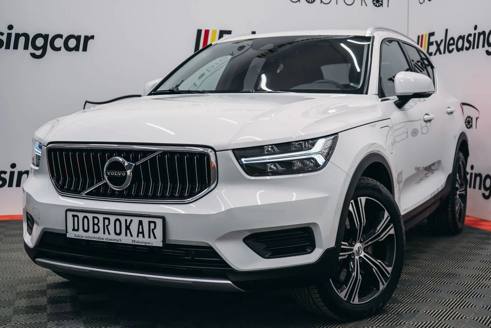Volvo XC 40 FAKTURA, LEASING23%, Tempomat ACC, Full LED, Elektryczna klapa