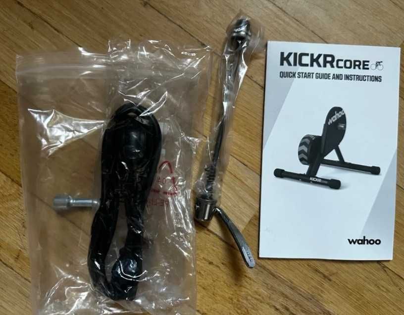 Wahoo Kickr core Trenażer interaktywny rowerowy + Kaseta 11 rz.