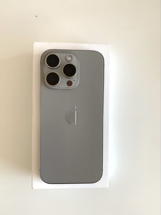 Iphone 16 Pro com 2 anos Garantia