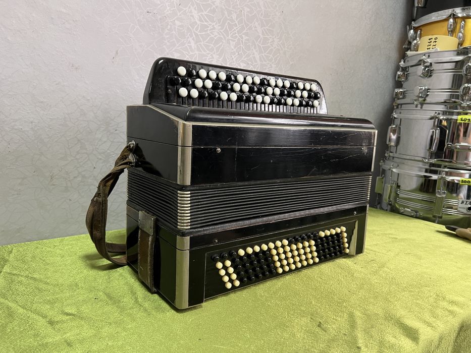 Тульский баян. Проверен и настроен мастером