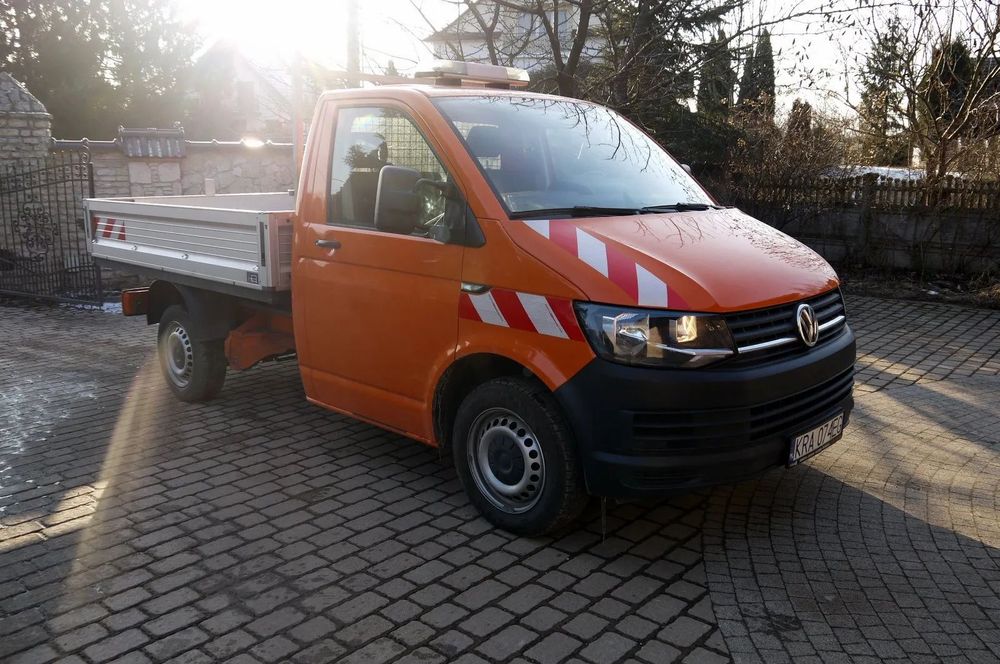 Volkswagen Transporter T6  Wywrotka