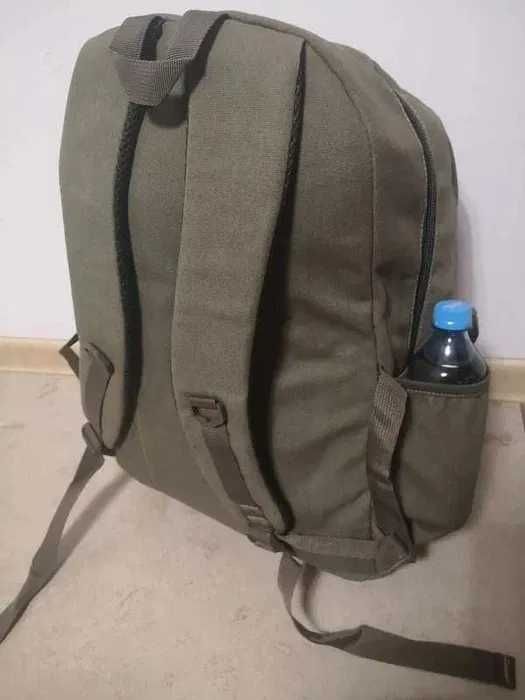 Nowy plecak podróżny , harcerski taktyczny pojemny Mocny ,khaki 35L