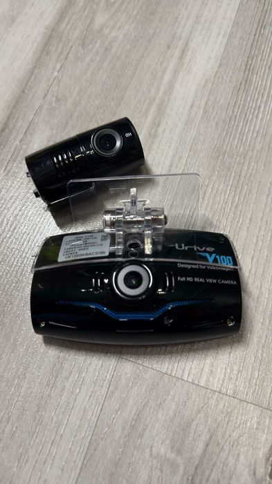 Видео регистратор Urive 5V100 задняя камера и передняя