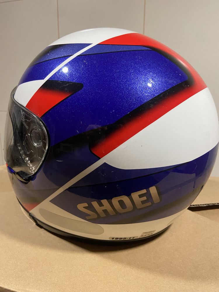 Capacete shoei usado