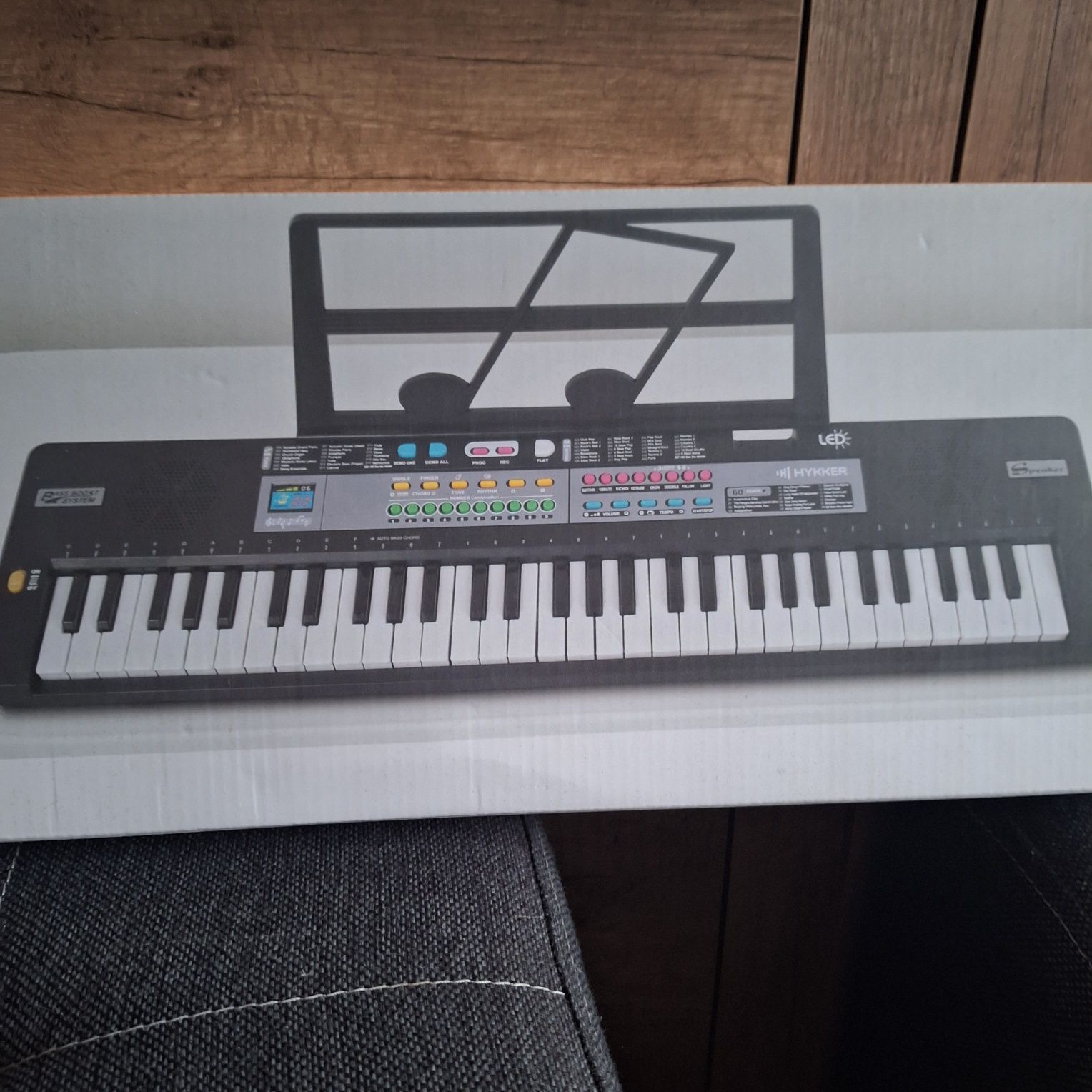 Sprzedam Keyboard firmy HYKKER