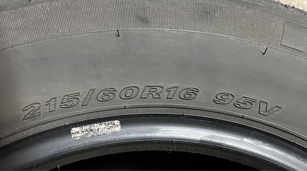 4x 215/60R16 - Opony letnie