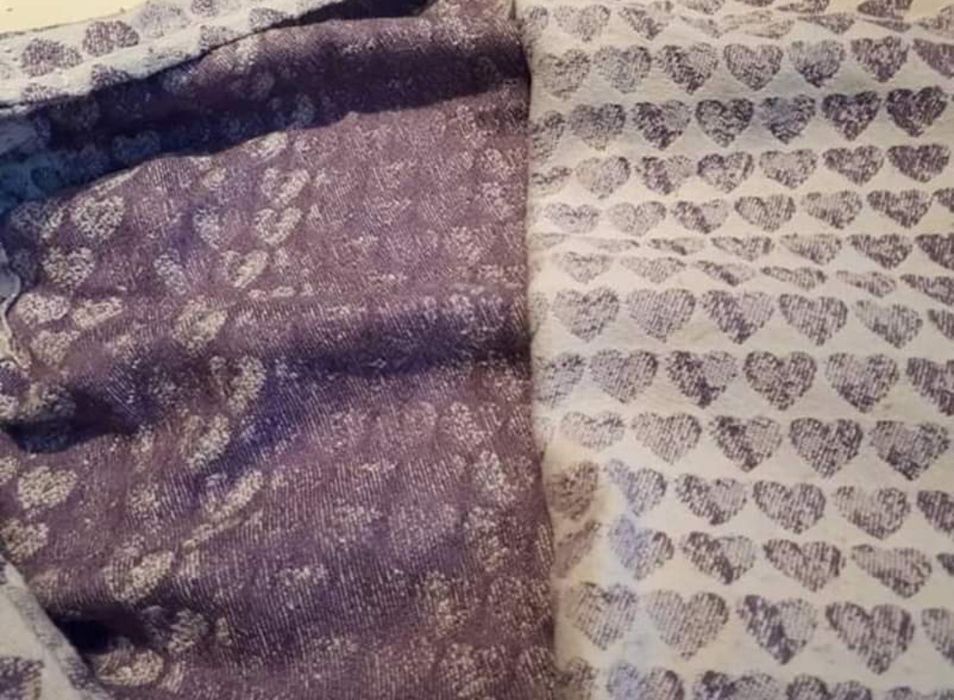 Chusta kółkowa Sensimo Slings Stamphearts Plum na prezent