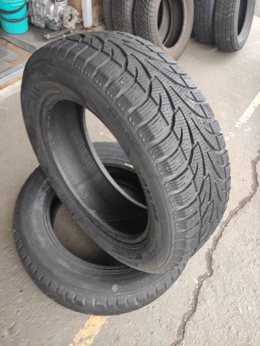Продаю резину ICE BLAZER 215/60R17 SAILUN