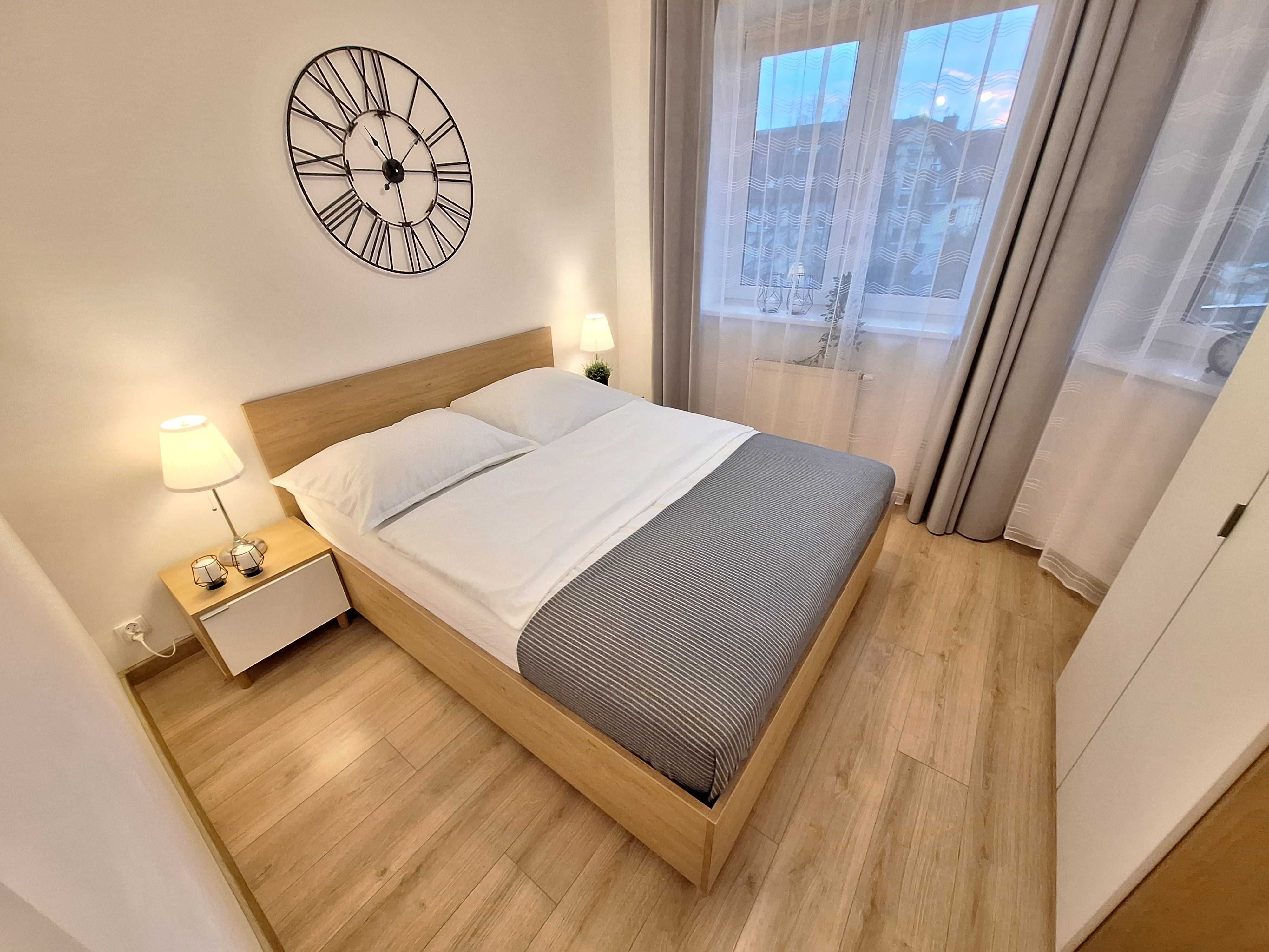 Grand Apartament - parking, blisko Szpital Arkońska i Strzałowska
