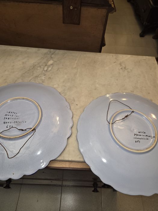 Par de pratos falantes