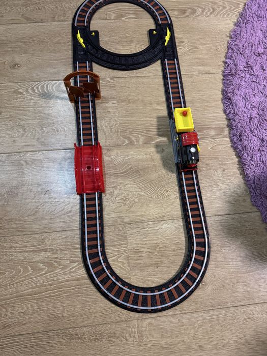 Железная дорога,паровоз,звуковые и световые эфекты