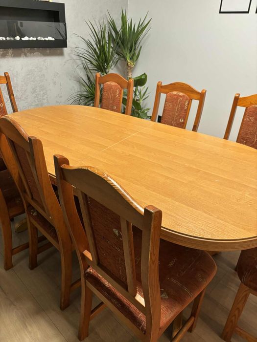 Stół rozkładany 220cm + 8 krzeseł
