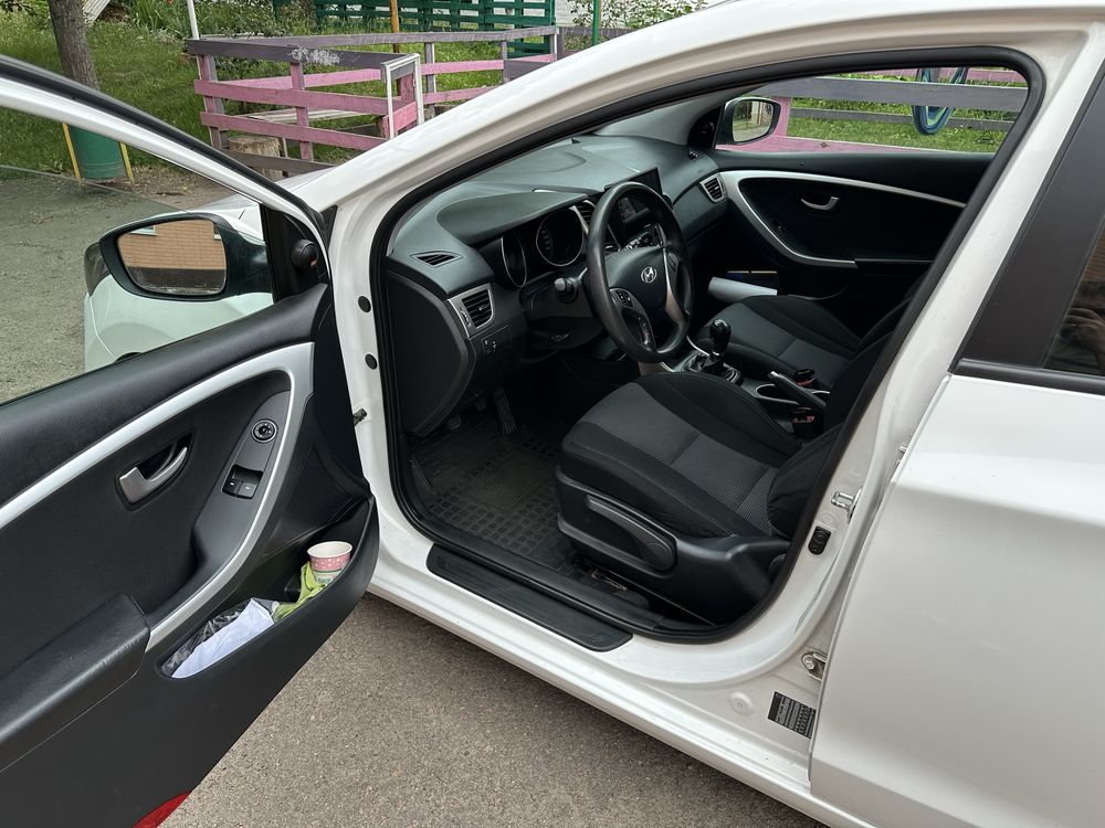 Hyundai I30 1.6 дизель торг
