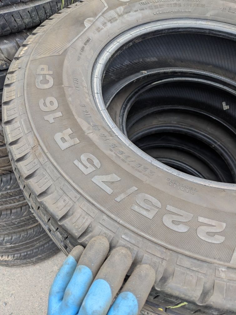 225/75R16C Continental VancoCamper