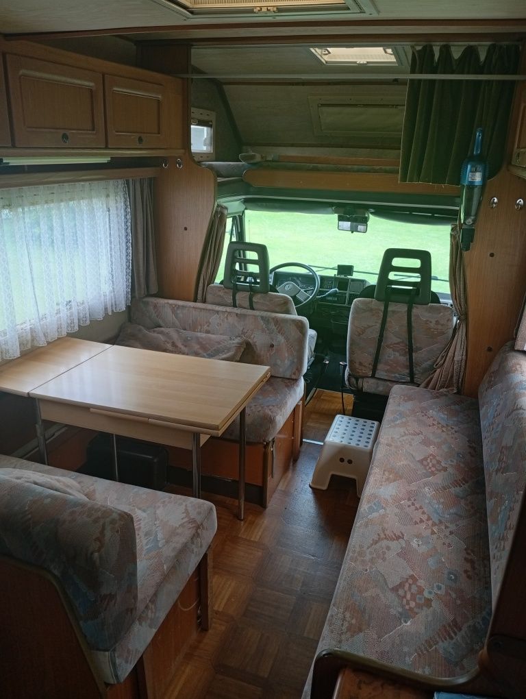 Peugeot J5 camper,2,5 T.diesel ,woda,WC, lodówka,natrysk,ogrzewanie.