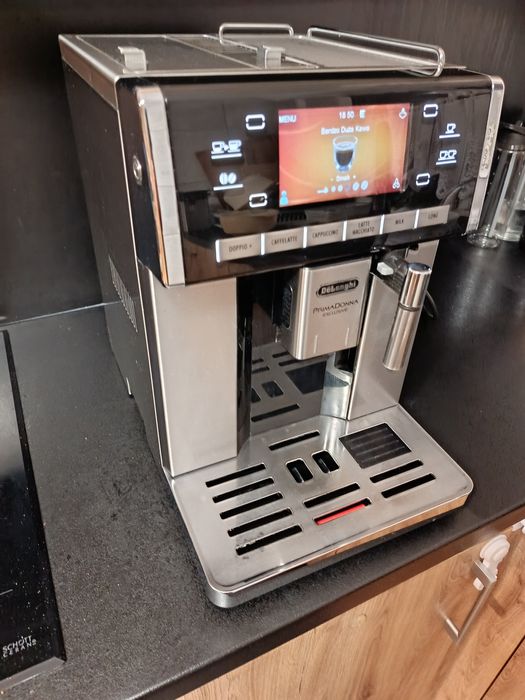 Ekspres DeLONGHI primadonna exclusive