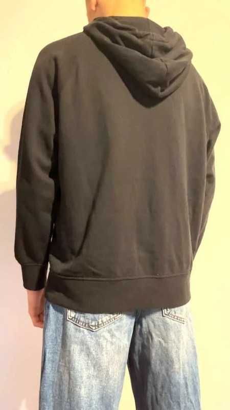 Czarna bluza z kapturem New Balance
